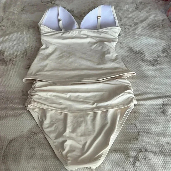 Bleu Rod Beattie Glam Stand Over-The-Shoulder D Tankini Swimsuit - Picture 12 of 14